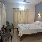 Santana Guest House